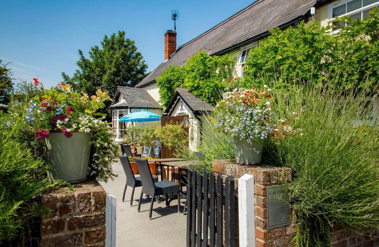 The Cricketers Clavering Ngoại thất bức ảnh